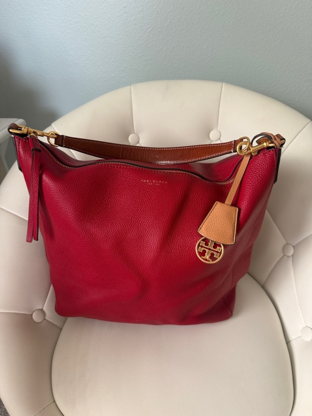 Tory Burch Perry Slouchy Hobo Bag Color Red Apple Pebbled Leather Women's - Picture 5 of 13